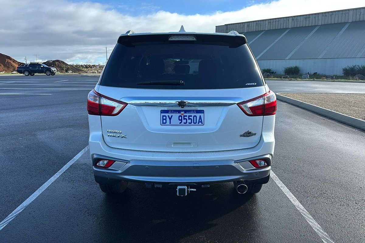 2019 Isuzu MU-X LS-T