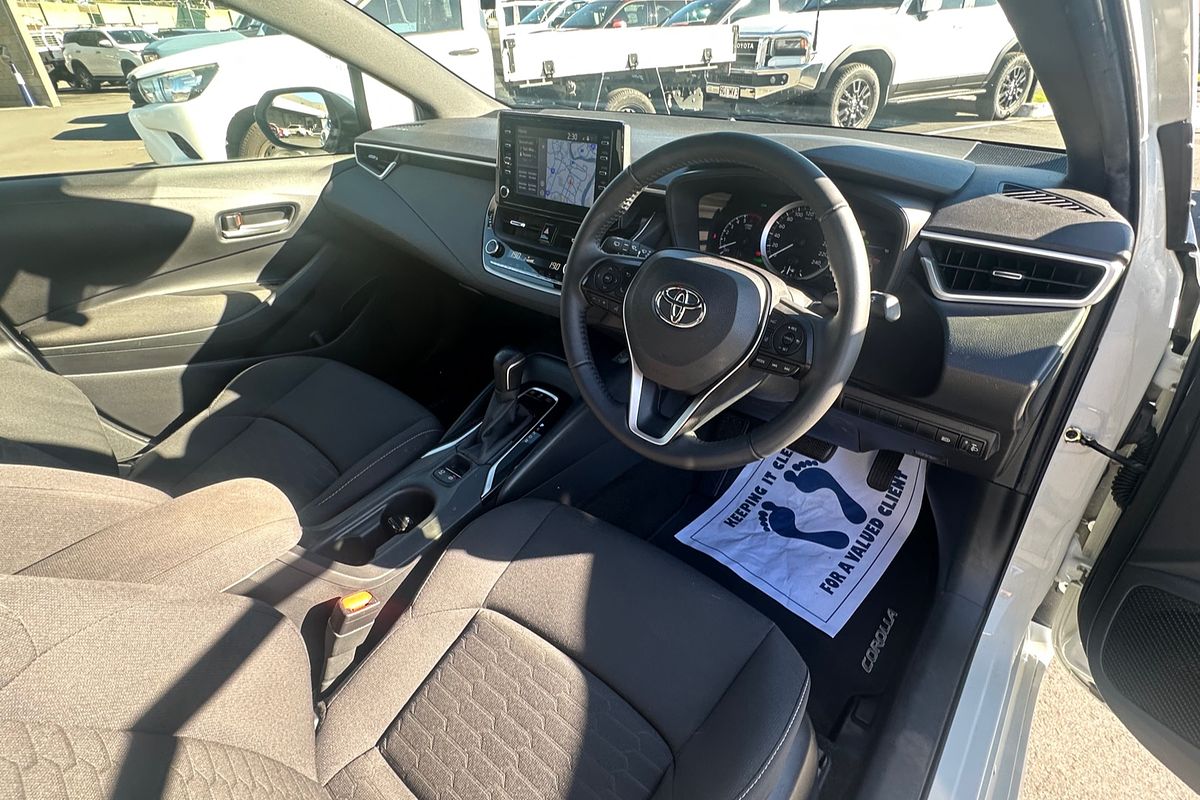 2020 Toyota Corolla SX Hybrid ZWE211R