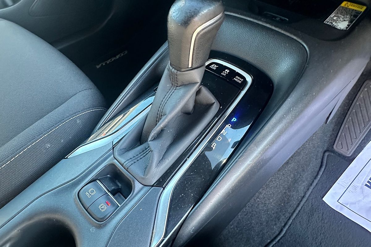 2020 Toyota Corolla SX Hybrid ZWE211R