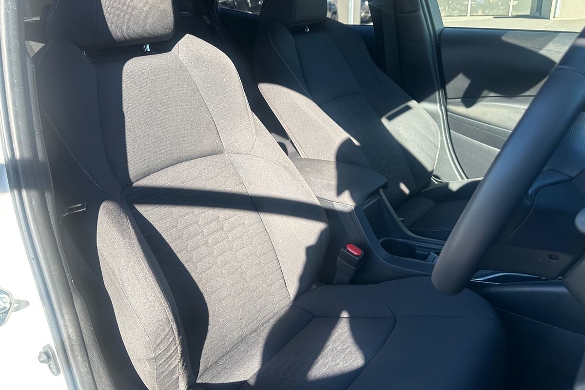 2020 Toyota Corolla SX Hybrid ZWE211R