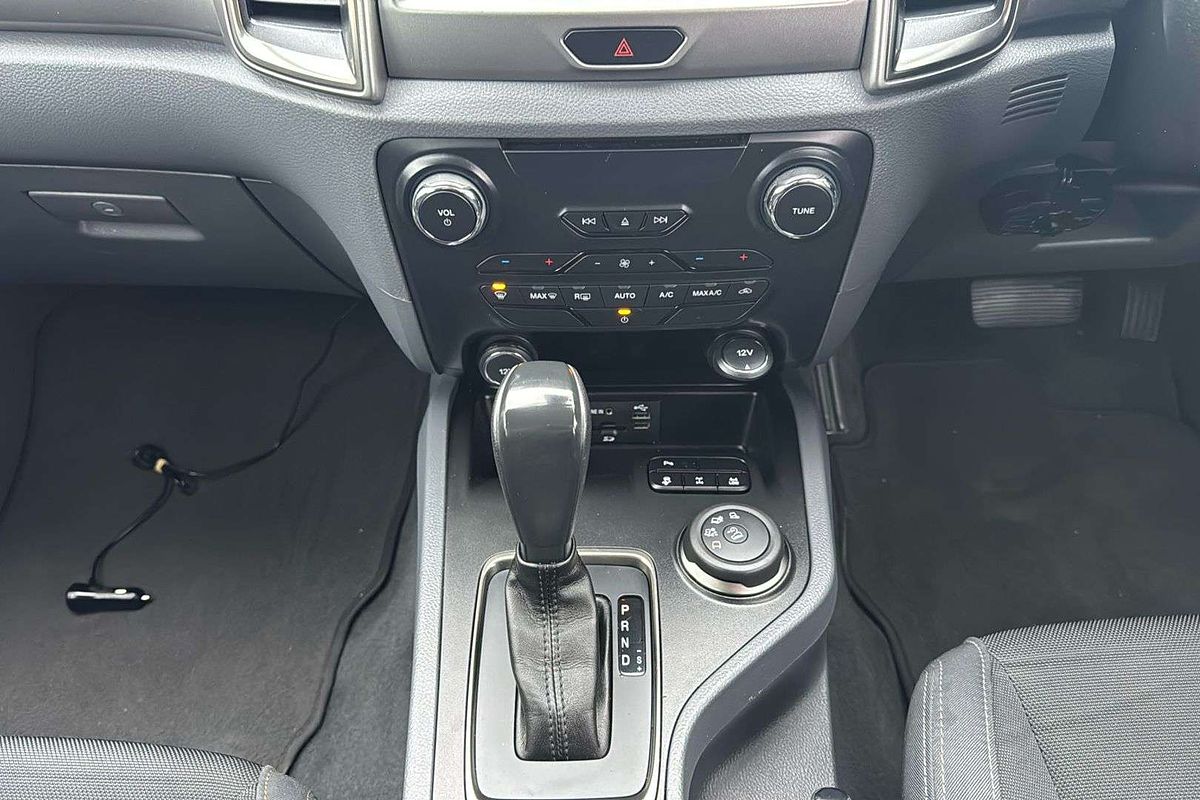 2015 Ford Everest Trend UA 3.2L