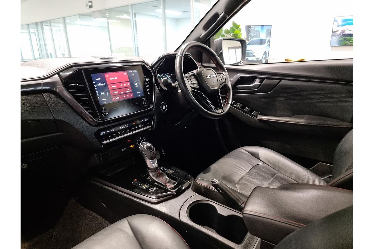 2024 Isuzu D-MAX X-TERRAIN 4X4