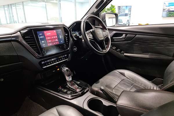 2024 Isuzu D-MAX X-TERRAIN 4X4