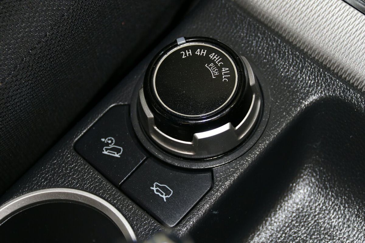2021 Mitsubishi Triton GLS MR 4X4