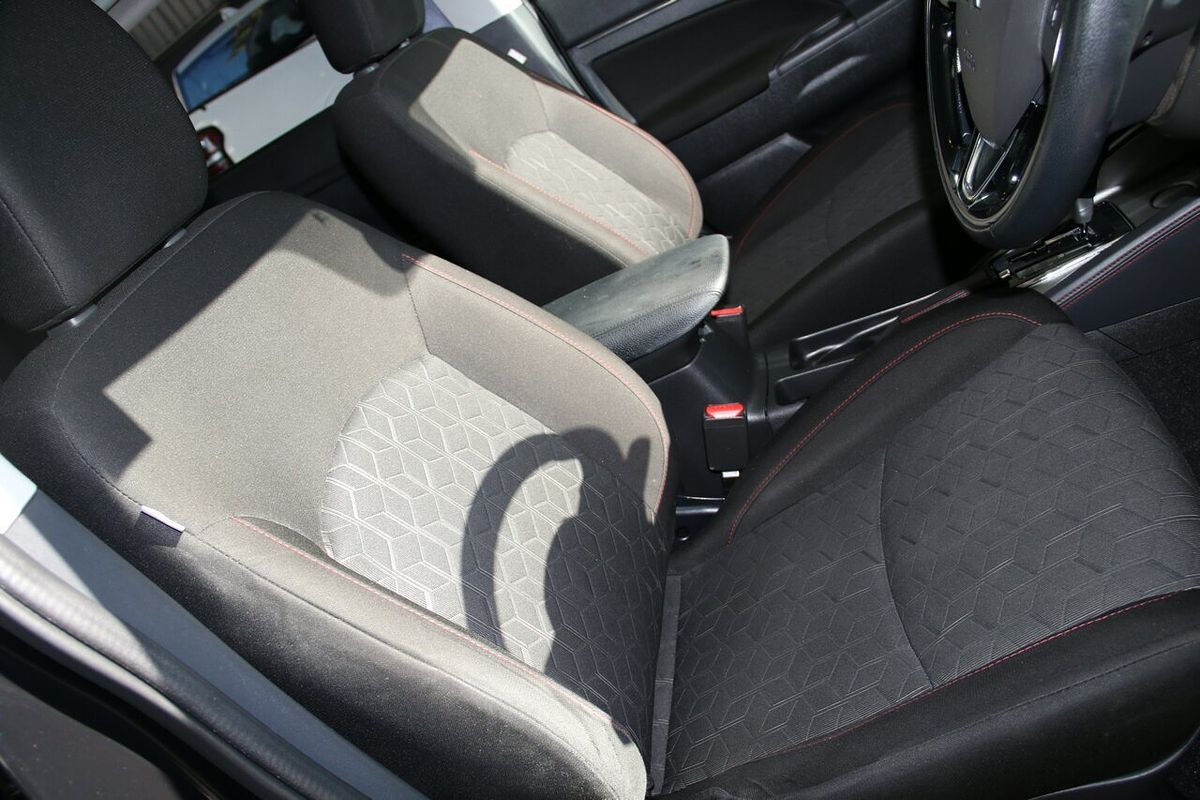 2022 Mitsubishi ASX MR XD
