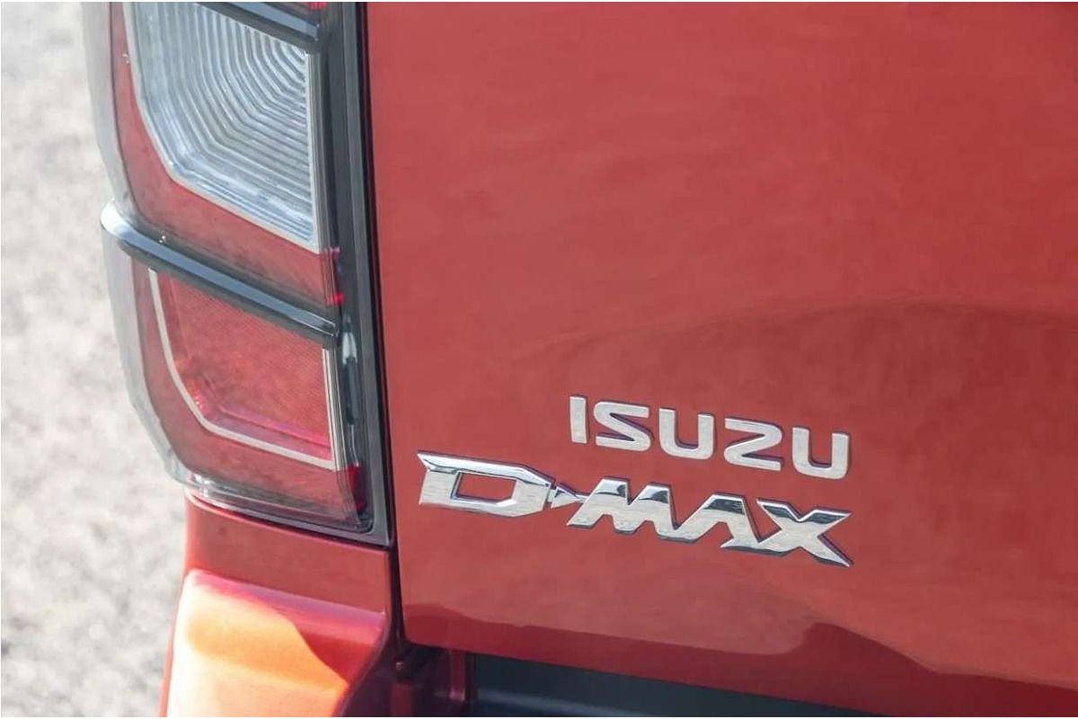2025 Isuzu D-MAX X-TERRAIN 4X4