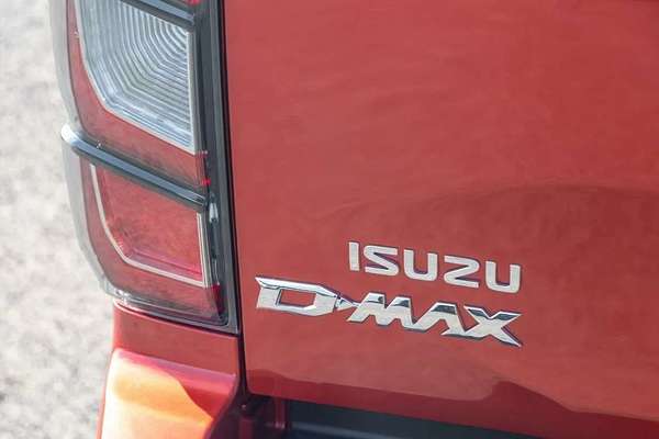 2025 Isuzu D-MAX X-TERRAIN 4X4