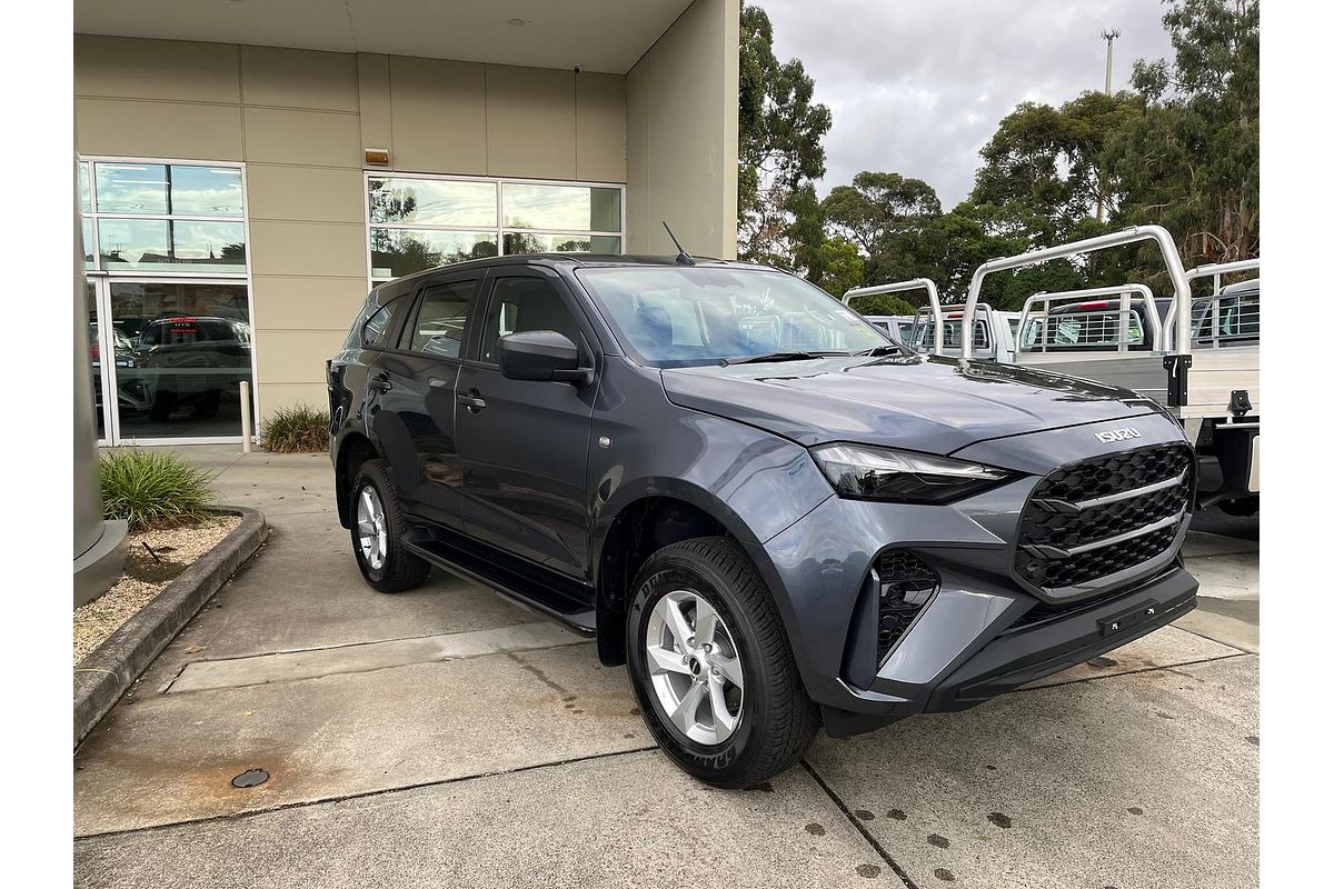 2025 Isuzu MU-X LS-M