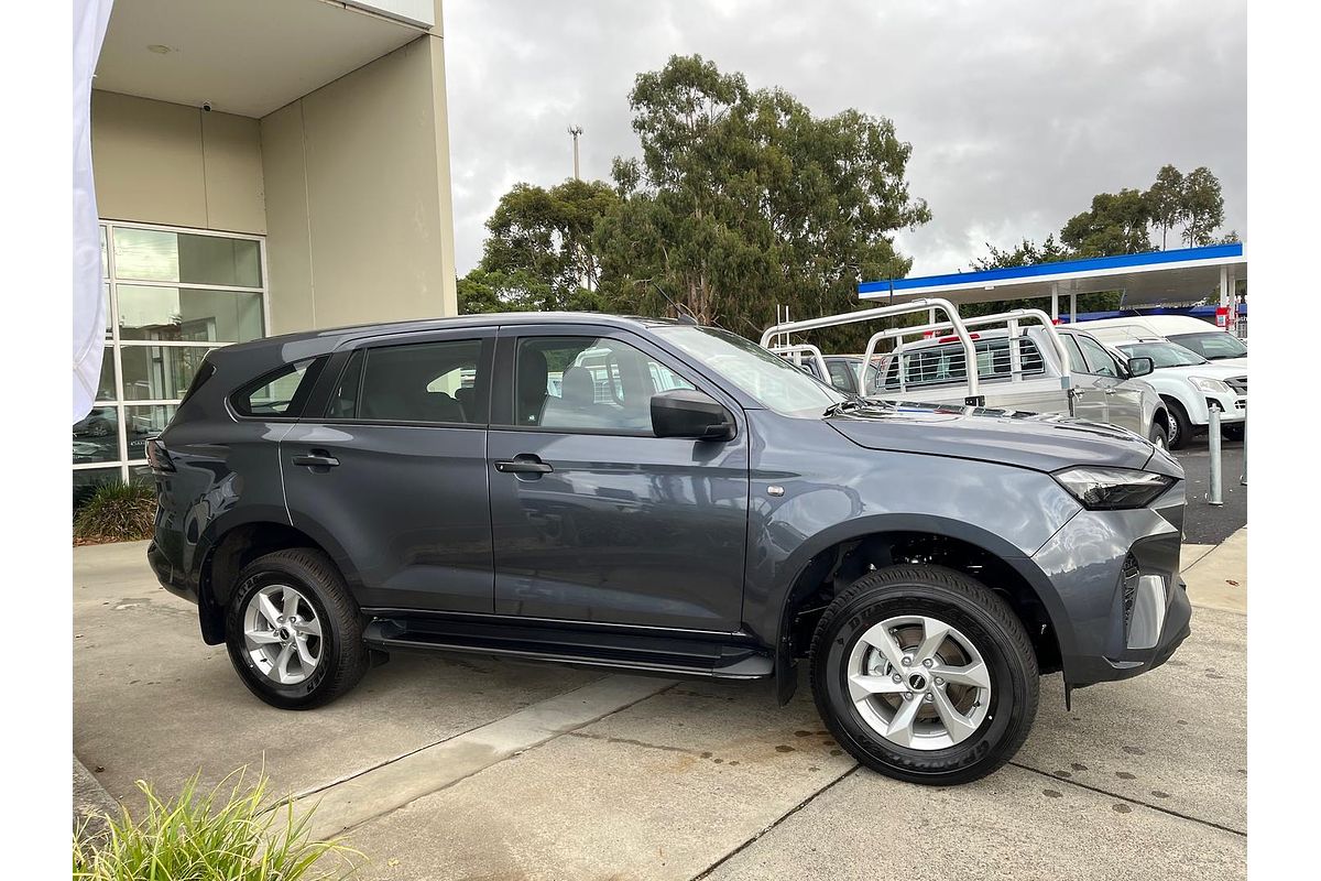 2025 Isuzu MU-X LS-M