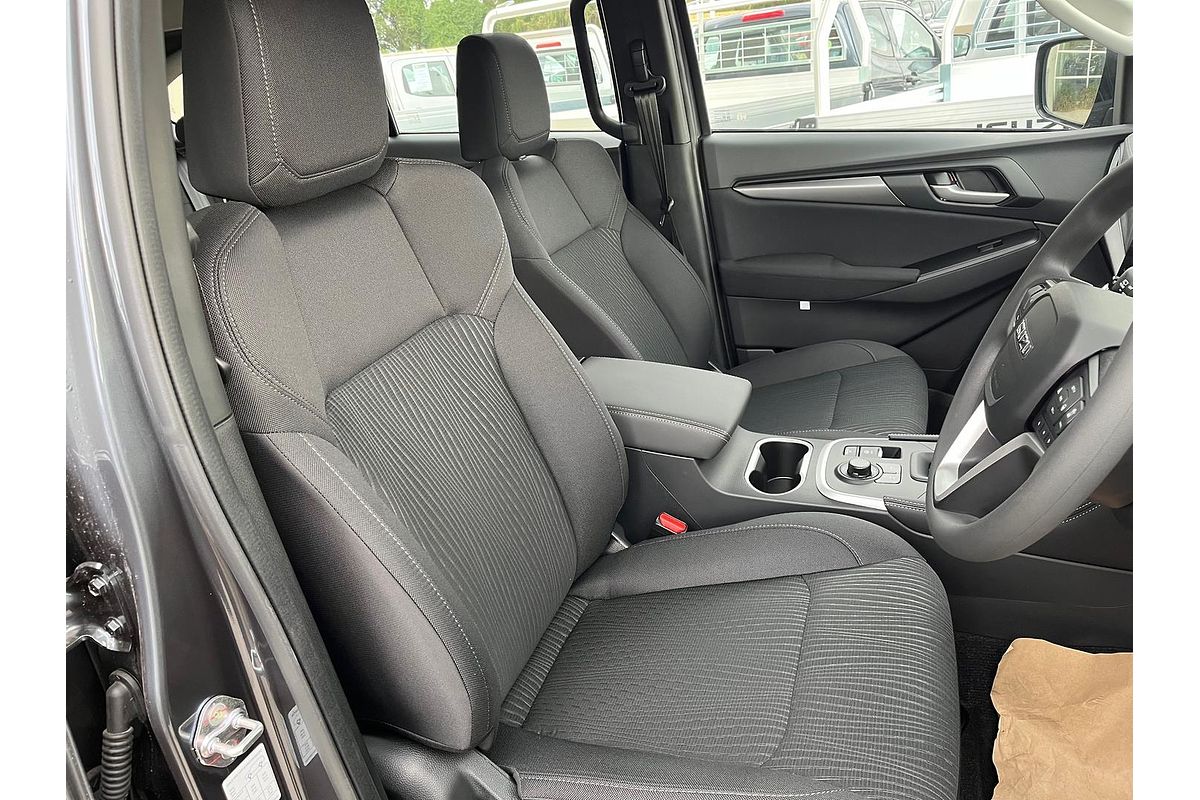 2025 Isuzu MU-X LS-M