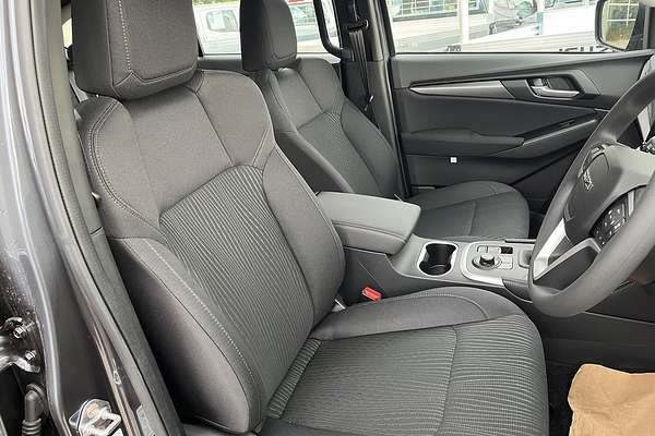 2025 Isuzu MU-X LS-M
