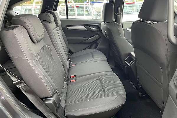 2025 Isuzu MU-X LS-M