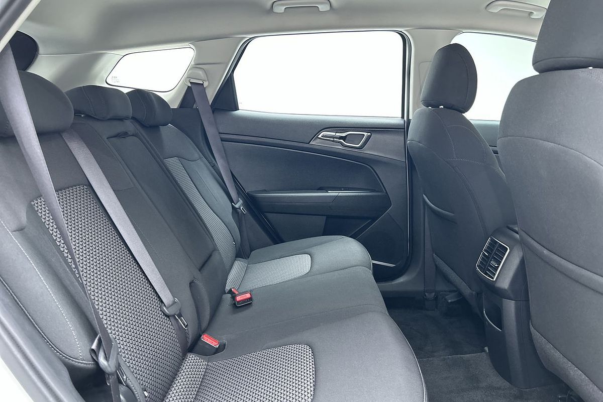 2024 Kia Sportage S NQ5
