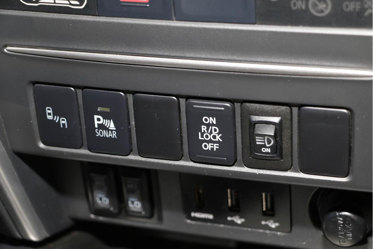 2018 Mitsubishi Triton GLS Premium MR 4X4