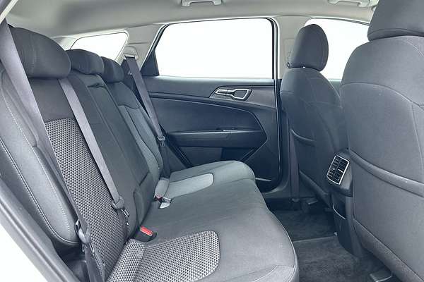 2024 Kia Sportage S NQ5