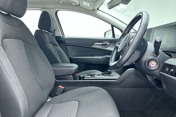 2024 Kia Sportage S NQ5