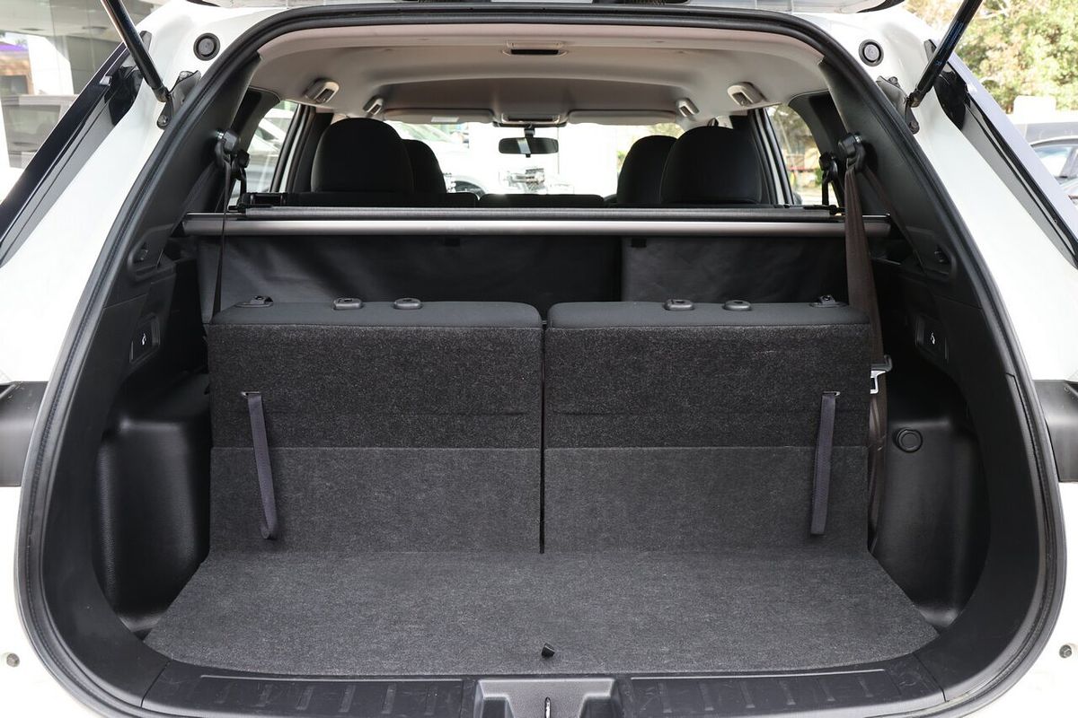 2023 Mitsubishi Outlander ES ZM