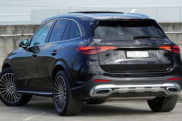 2025 Mercedes-Benz GLC-Class GLC300 X254