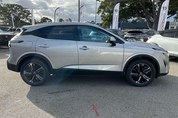 2024 Nissan QASHQAI Ti J12