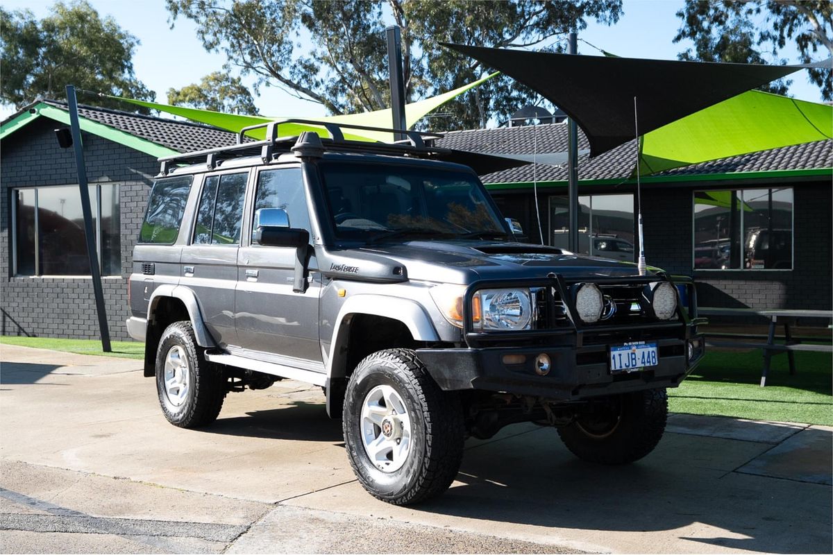 2014 Toyota Landcruiser GXL VDJ76R MY12 UPDATE
