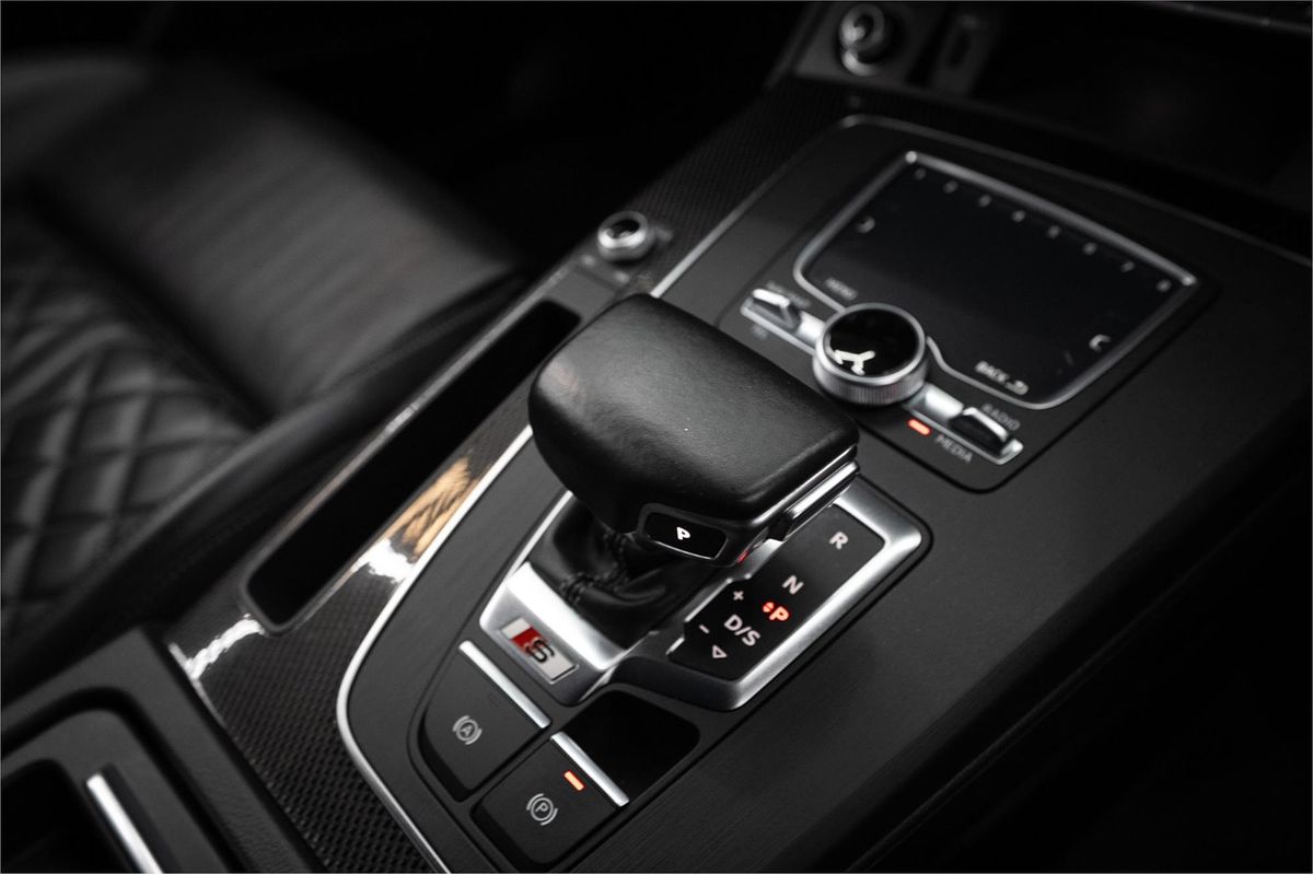 2018 Audi SQ5 FY
