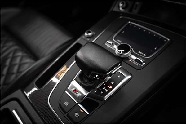 2018 Audi SQ5 FY