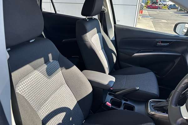 2023 Suzuki S-Cross GL+ JYB