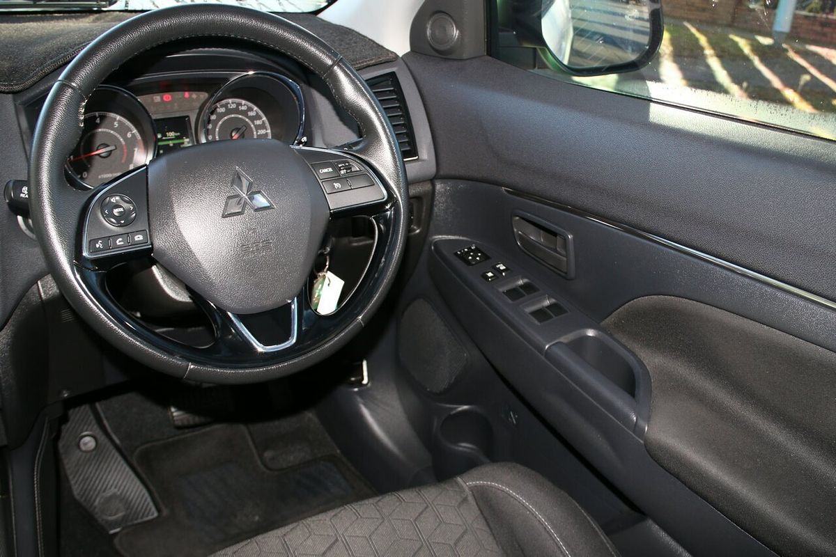 2020 Mitsubishi ASX ES XD
