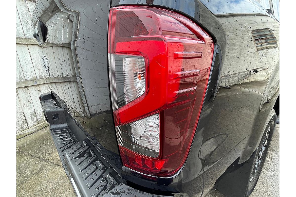 2025 Nissan Navara ST-X D23 4X4