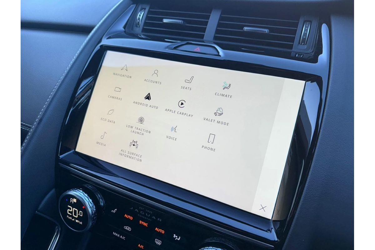 2021 Jaguar E-PACE P250 R-Dynamic SE X540