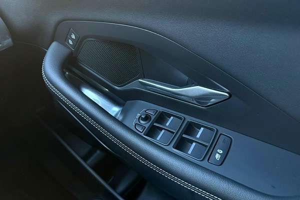 2021 Jaguar E-PACE P250 R-Dynamic SE X540
