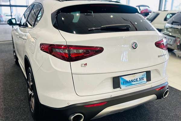 2017 Alfa Romeo Stelvio First Edition