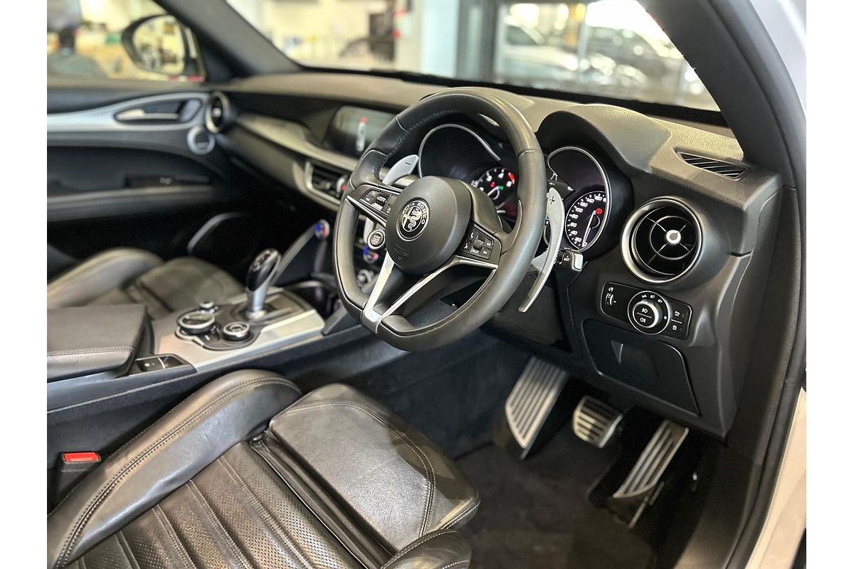 2017 Alfa Romeo Stelvio First Edition