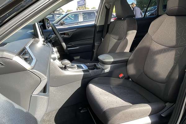 2021 Toyota RAV4 GXL AXAH52R