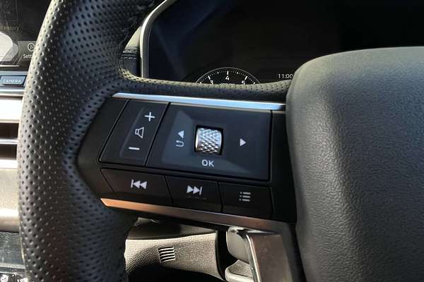2024 Mitsubishi Outlander LS ZM