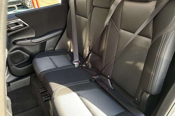 2024 Mitsubishi Outlander LS ZM