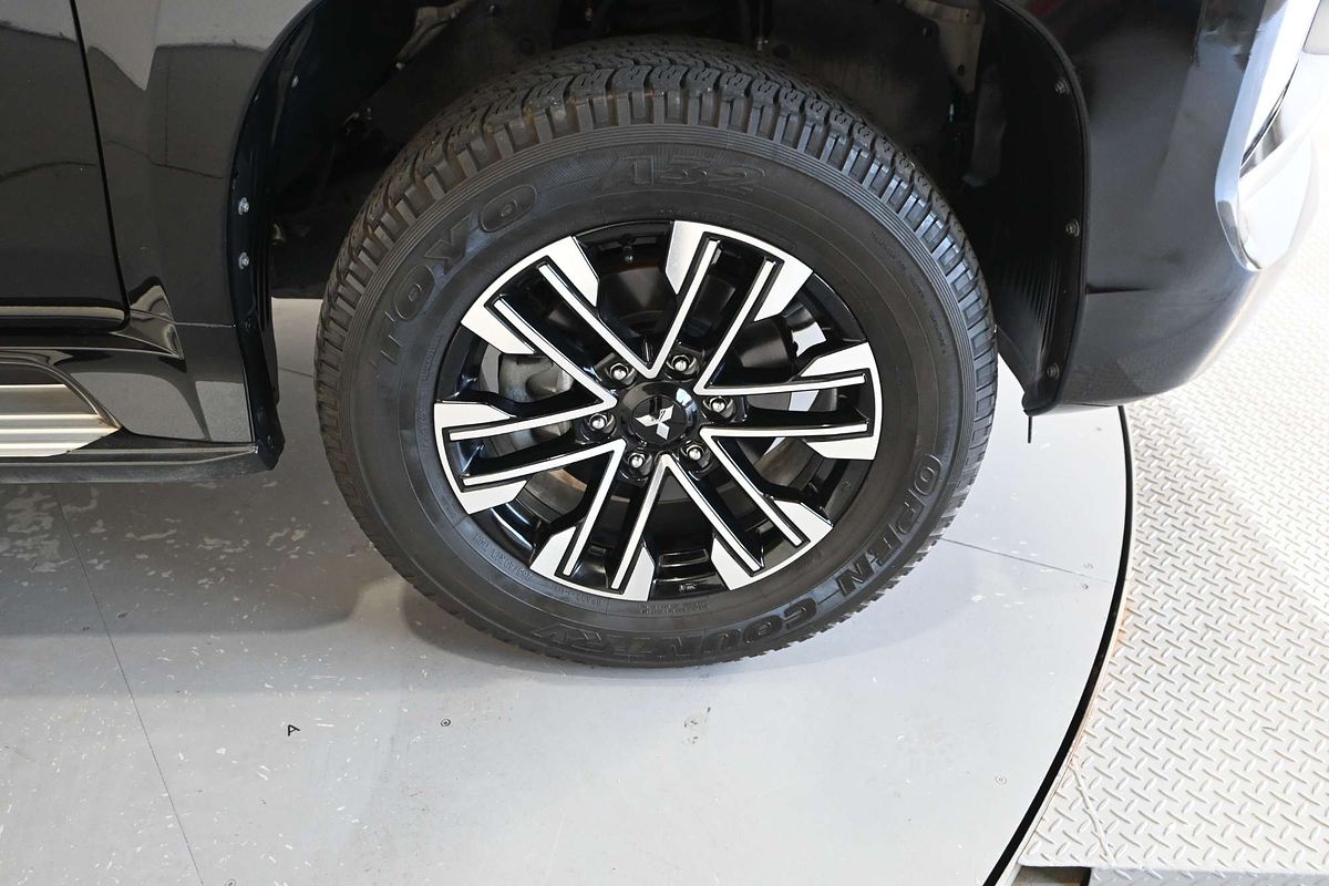 2021 Mitsubishi Pajero Sport GLS QF