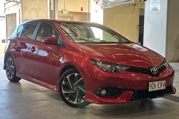 2016 Toyota Corolla SX ZRE182R