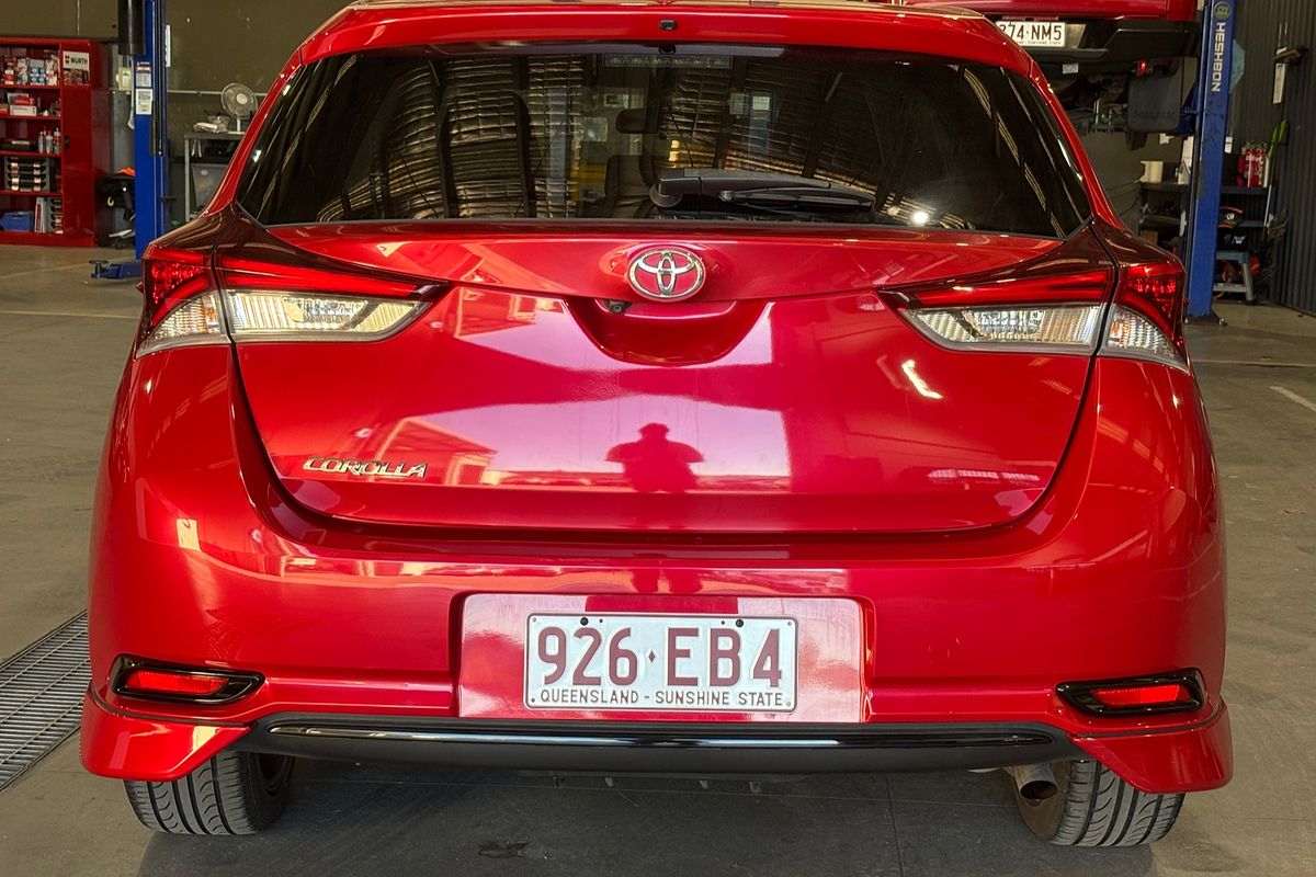 2016 Toyota Corolla SX ZRE182R