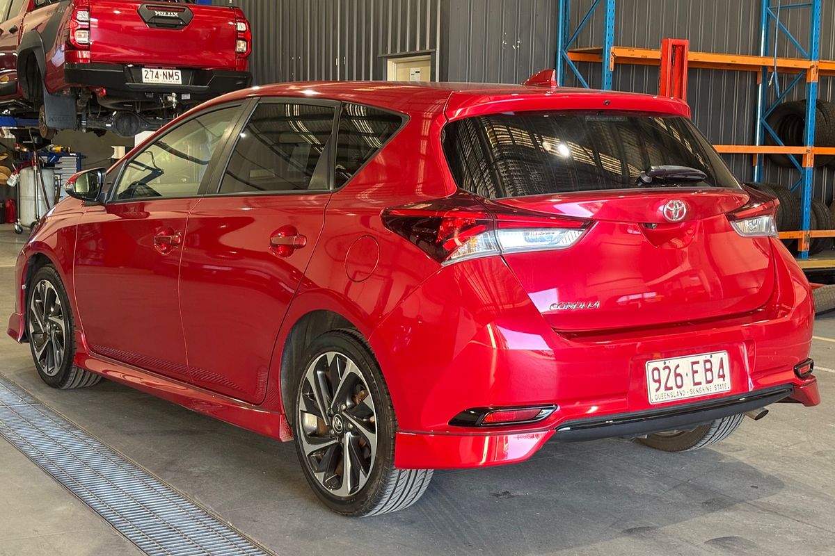 2016 Toyota Corolla SX ZRE182R