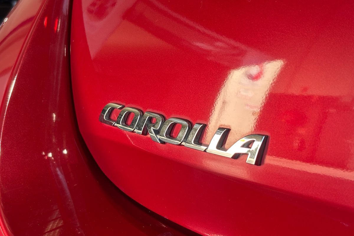 2016 Toyota Corolla SX ZRE182R