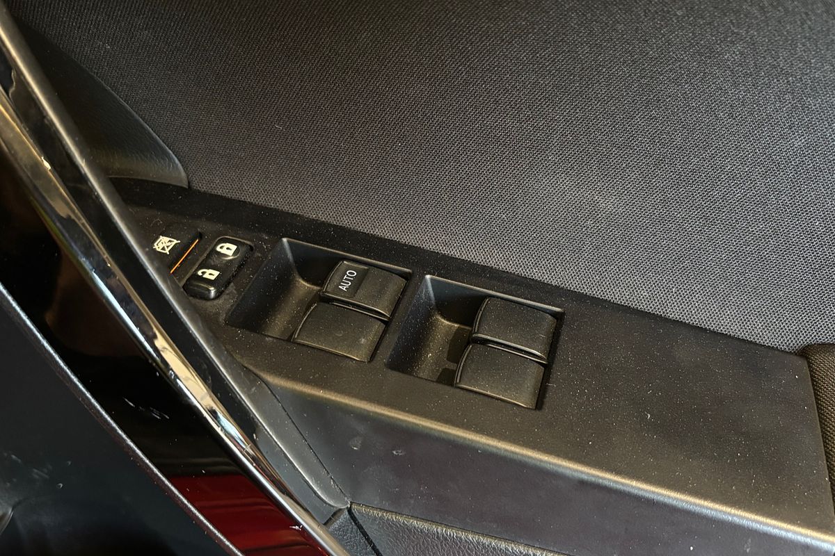 2016 Toyota Corolla SX ZRE182R
