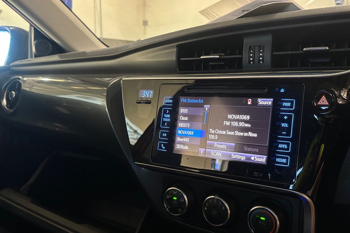 2016 Toyota Corolla SX ZRE182R