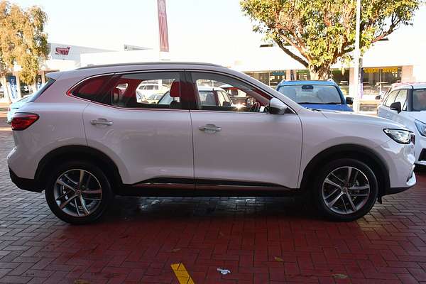 2024 MG HS Excite SAS23