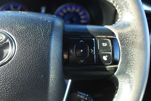 2017 Toyota Hilux SR5 GUN126R 4X4