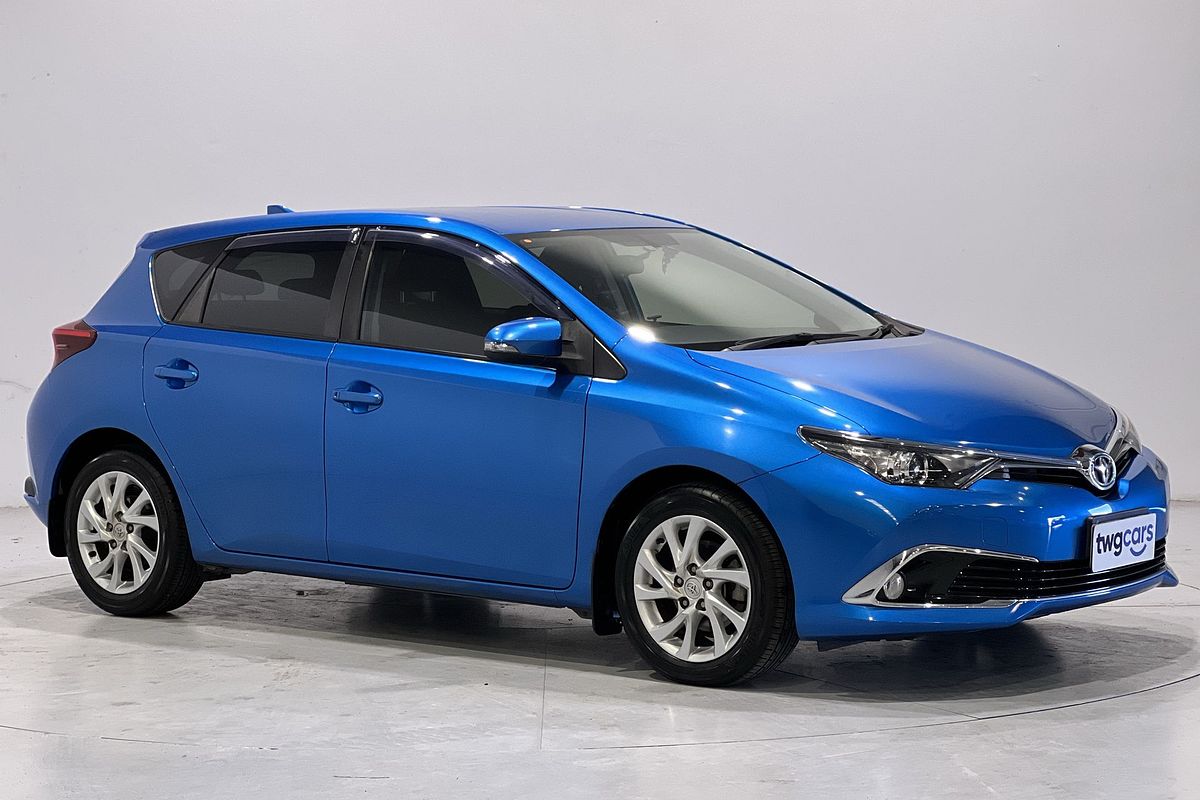 2017 Toyota Corolla Ascent Sport ZRE182R