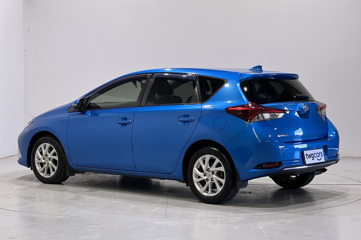 2017 Toyota Corolla Ascent Sport ZRE182R