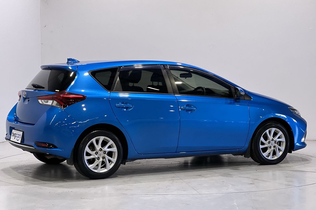 2017 Toyota Corolla Ascent Sport ZRE182R