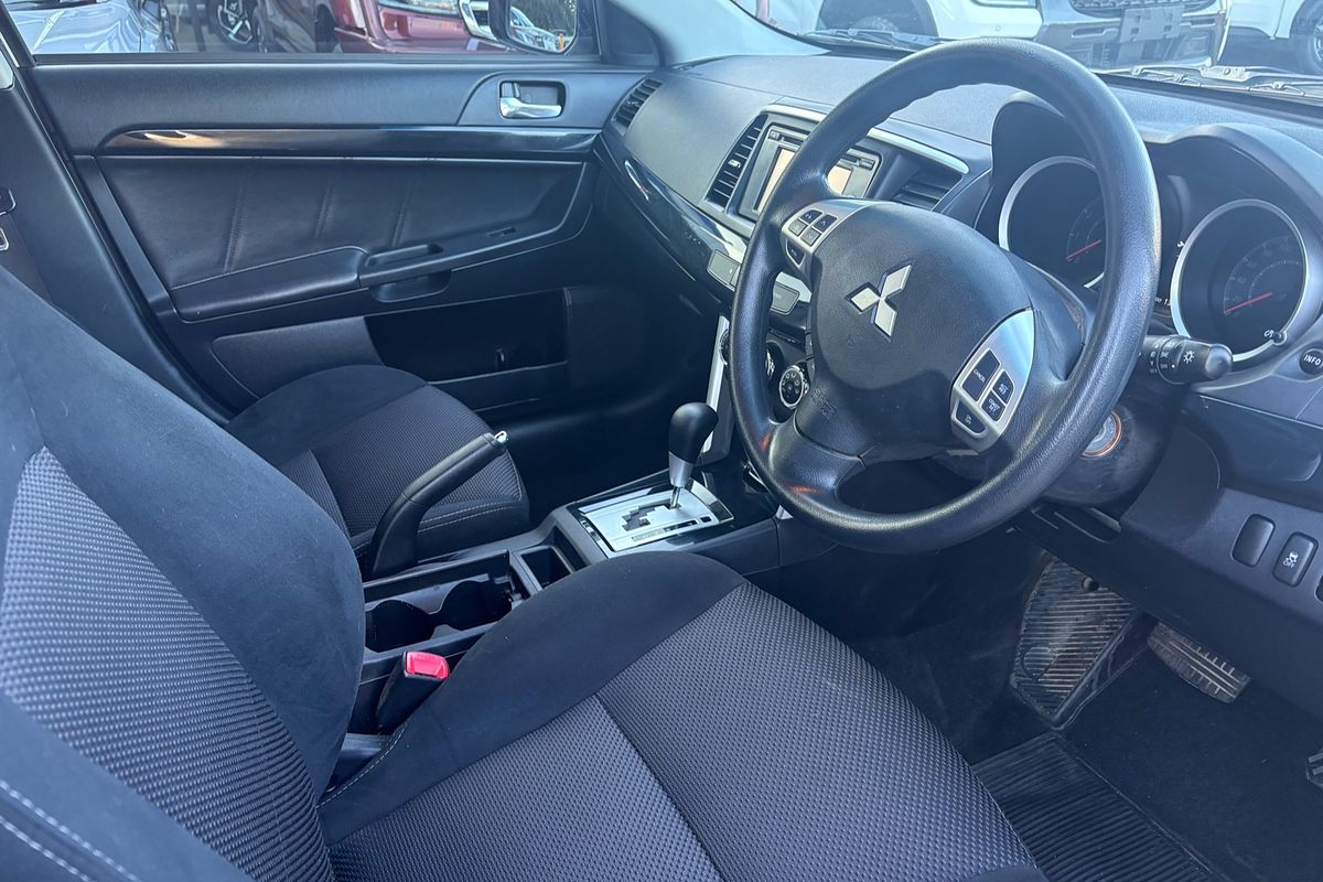 2017 Mitsubishi Lancer LS CF