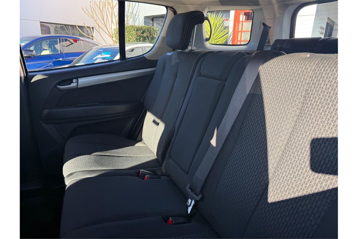 2014 Isuzu MU-X LS-M
